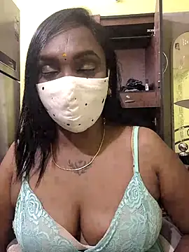 Snapshot of Dharshini98 chatting on February 25, 2026, 11:26 pm Dharshini98 online show from February 25, 2026, 11:26 pm