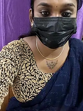 Dharshini98 online show from November 12, 2025, 1:04 pm