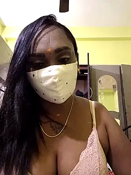 Snapshot of Dharshini98 chatting on February 5, 2026, 7:43 pm Dharshini98 online show from February 5, 2026, 7:43 pm