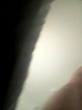 Snapshot of latina_w19 chatting on January 14, 2026, 8:29 am latina w19 online show from January 14, 2026, 8:29 am