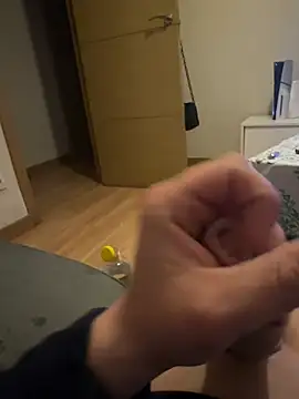 JtkoH2204 online show from May 18, 2026, 1:06 am