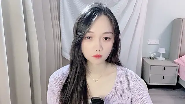 BoiI2u online show from November 24, 2025, 3:34 pm