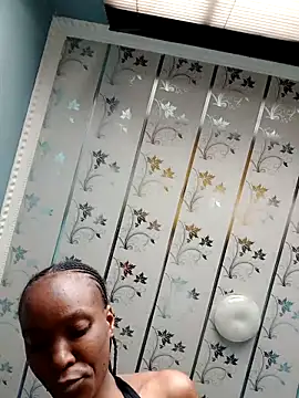 Beverlygurlx6 online show from February 17, 2026, 5:49 am