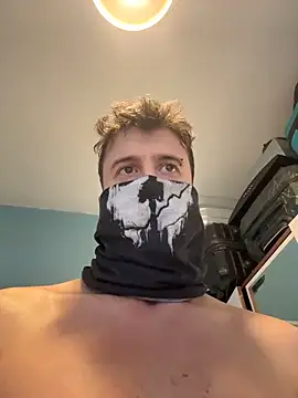 Snapshot of bigfatbro9 chatting on February 3, 2026, 12:21 pm bigfatbro9 online show from February 3, 2026, 12:21 pm