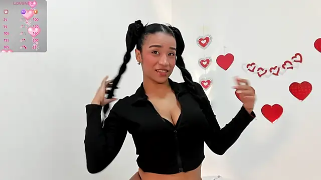 catalinaruizxo online show from February 15, 2026, 5:12 pm