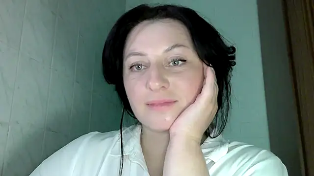 MelinaAx online show from April 16, 2026, 9:39 pm