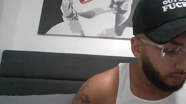 jloco954 online show from November 17, 2025, 5:44 am