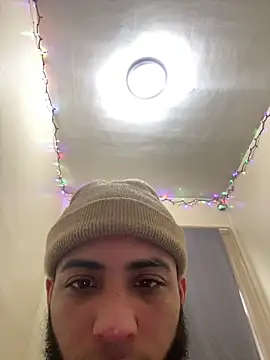 jloco954 online show from April 7, 2026, 10:33 pm