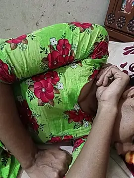 Snapshot of Hor-reka chatting on December 19, 2025, 10:06 am Hor-reka online show from December 19, 2025, 10:06 am