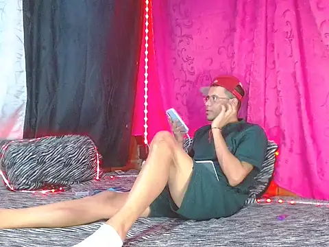 FANTASYBOYS11 online show from December 15, 2025, 10:26 pm