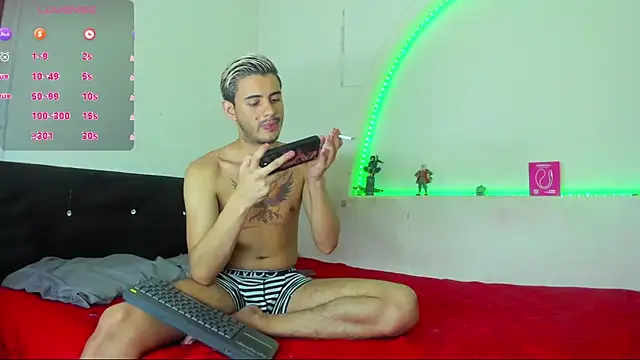 Snapshot of kaiborman00 chatting on April 6, 2026, 4:46 am kaiborman00 online show from April 6, 2026, 4:46 am