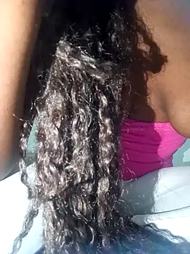 mirna96 online show from December 18, 2025, 7:40 pm