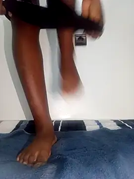 mirna96 online show from November 19, 2025, 8:42 pm