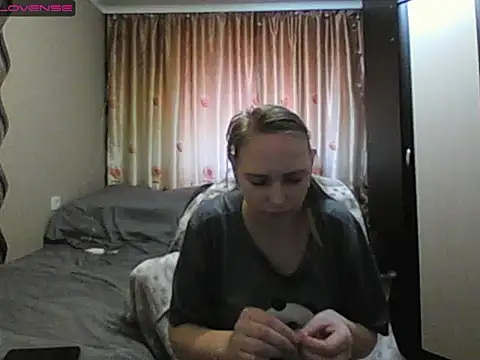 Snapshot of JenniDeep chatting on March 30, 2026, 10:06 am JenniDeep online show from March 30, 2026, 10:06 am