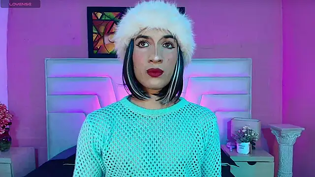 AlexiaHearts online show from March 13, 2026, 1:05 pm