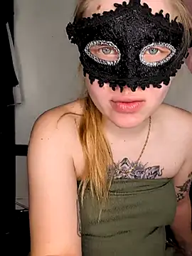 secretcouple 00 online show from June 28, 2026, 12:44 pm