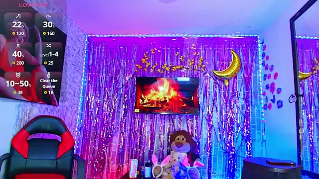 TAYLOR S7 online show from April 11, 2026, 1:57 am