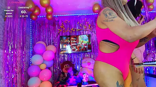 TAYLOR S7 online show from April 1, 2026, 2:02 am