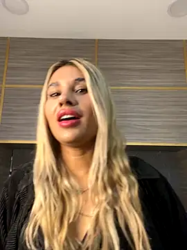 Snapshot of Amber-Blake chatting on November 21, 2025, 3:22 pm Amber-Blake online show from November 21, 2025, 3:22 pm