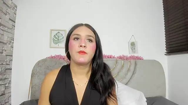 Tefanny hot online show from December 3, 2025, 1:21 pm