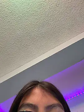 BabiSander11 online show from April 13, 2026, 5:50 pm