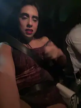 Snapshot of Monahliza chatting on February 1, 2026, 2:32 am Monahliza online show from February 1, 2026, 2:32 am