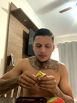 Ryanzl017 online show from November 15, 2025, 10:19 am