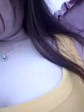 MysaLy2k online show from April 3, 2026, 2:34 pm