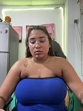 morena-2025 online show from June 30, 2026, 11:38 pm