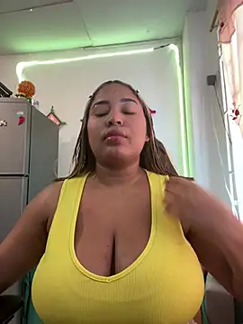 morena-2025 online show from July 9, 2026, 3:22 pm
