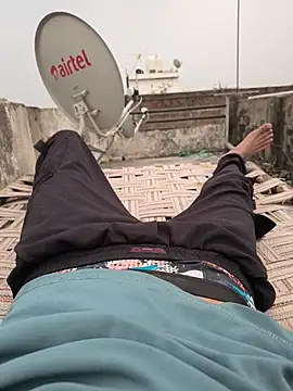 Ritik143jhil online show from February 1, 2026, 10:46 am