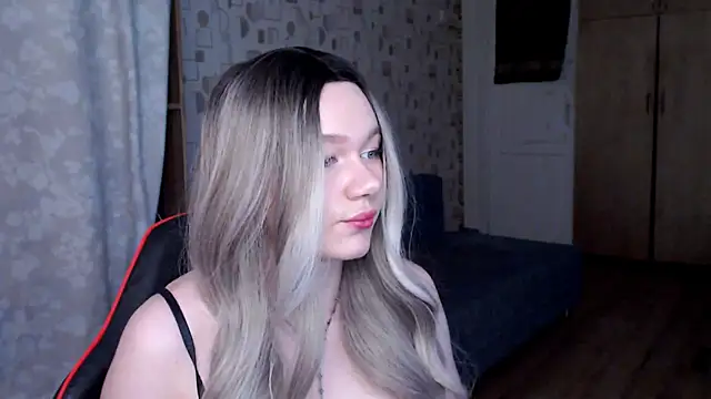 Cirilla Blade online show from March 13, 2026, 11:04 am