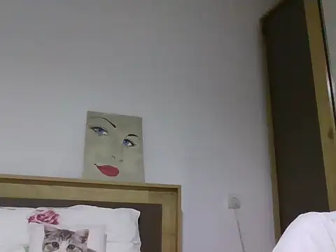 Snapshot of Elennbaby05 chatting on November 14, 2025, 7:39 pm Elennbaby05 online show from November 14, 2025, 7:39 pm