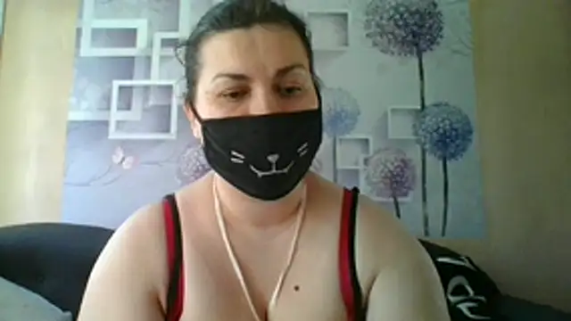 honey sweet couple online show from November 17, 2025, 12:42 pm