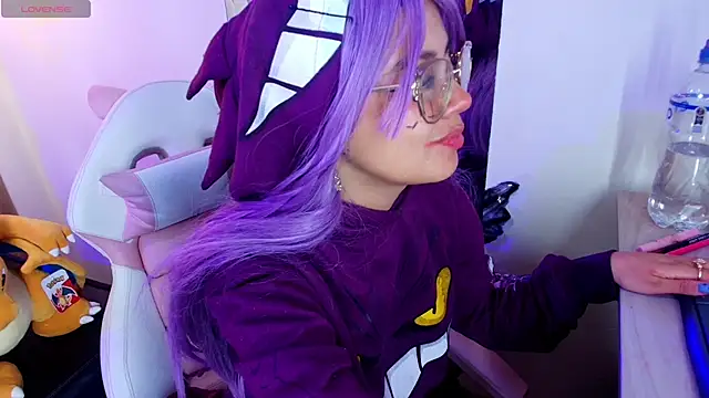 Snapshot of tsuky_nekoo chatting on November 14, 2025, 6:39 am tsuky nekoo online show from November 14, 2025, 6:39 am