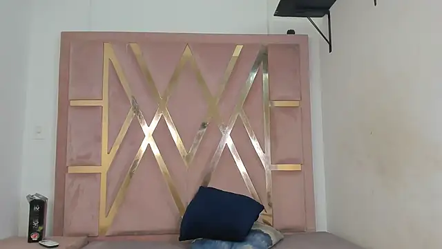 Snapshot of Kymasm chatting on January 13, 2026, 12:53 pm Kymasm online show from January 13, 2026, 12:53 pm