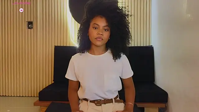 vanestraus online show from April 10, 2026, 10:39 pm