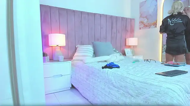 Valentino moretti online show from February 11, 2026, 11:54 am