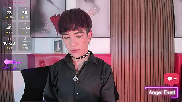 Snapshot of Angeldust19 chatting on January 16, 2026, 3:43 am Angeldust19 online show from January 16, 2026, 3:43 am