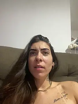 fer-nanda online show from February 14, 2026, 1:28 am