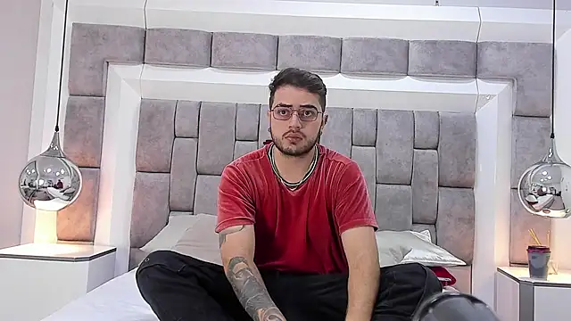 Ethan Greys online show from November 26, 2025, 3:50 am