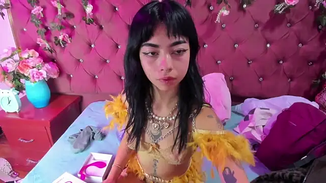  Ivy Luna online show from March 8, 2026, 4:21 pm