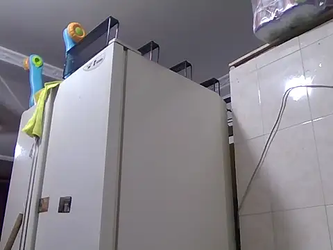 marcelaxxxl online show from November 18, 2025, 11:59 pm