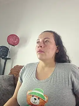 Rouse hot  online show from November 14, 2025, 11:36 am