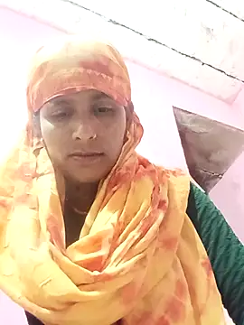 Snapshot of Pirvesh_singh chatting on December 16, 2025, 7:12 am Pirvesh singh online show from December 16, 2025, 7:12 am