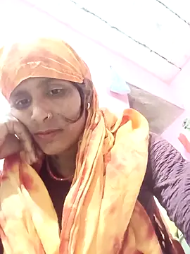 Snapshot of Pirvesh_singh chatting on December 14, 2025, 9:15 am Pirvesh singh online show from December 14, 2025, 9:15 am