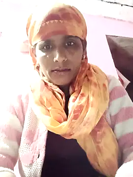 Snapshot of Pirvesh_singh chatting on December 19, 2025, 4:42 pm Pirvesh singh online show from December 19, 2025, 4:42 pm