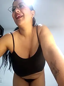 CelesteAlvarez1989 online show from March 29, 2026, 10:55 pm