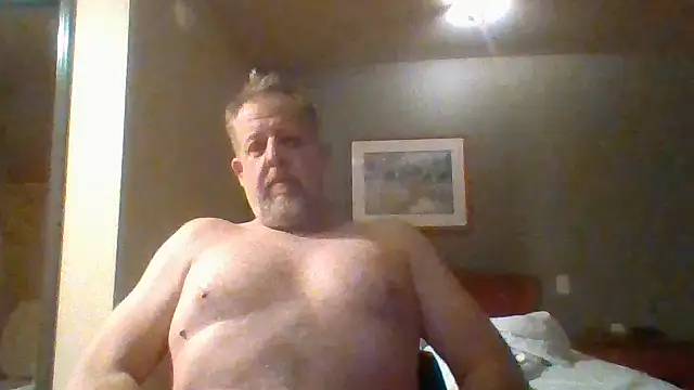 Snapshot of Mikey40wv chatting on November 20, 2025, 6:58 am Mikey40wv online show from November 20, 2025, 6:58 am