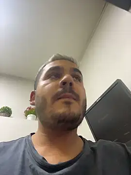 Snapshot of KevinSpenser chatting on November 14, 2025, 7:23 am KevinSpenser online show from November 14, 2025, 7:23 am